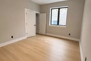 1073 W Polk St, Chicago, IL 60607 - Photo 5
