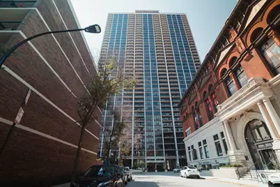 1560 N Sandburg Terrace #1506, Chicago, IL 60610 - Photo 1