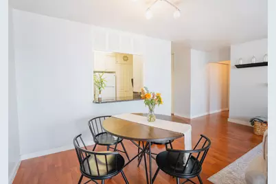 1560 N Sandburg Terrace #1506, Chicago, IL 60610 - Photo 7