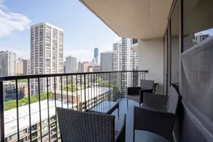 1560 N Sandburg Terrace, Chicago, IL 60610 - Photo 23