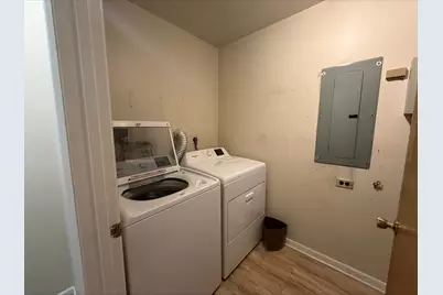 148 W Golf Road #E, Libertyville, IL 60048 - Photo 5