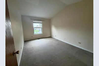 148 W Golf Road #E, Libertyville, IL 60048 - Photo 9