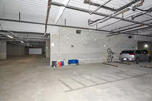 2139 W Madison St, Chicago, IL 60612 - Photo 11