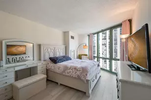 111 W Maple St, Chicago, IL 60610 - Photo 7