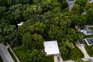 1001 Geneva Rd, Saint Charles, IL 60174 - Photo 43