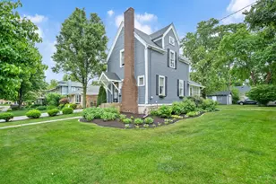 4541 Forest Ave, Downers Grove, IL 60515 - Photo 1