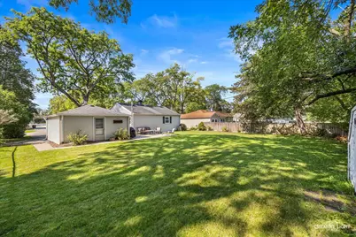 165 Pine Tree Row, Lake Zurich, IL 60047 - Photo 17