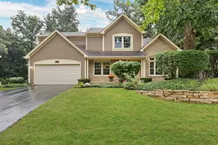 6719 Foxworth Ln, Gurnee, IL 60031 - Photo 1