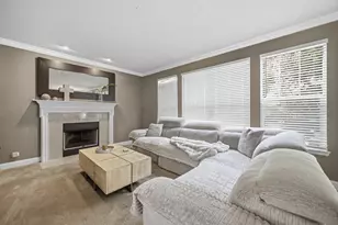 385 Post Oak Cir, West Chicago, IL 60185 - Photo 13