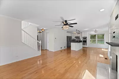 9 Lake Gillilan Court, Algonquin, IL 60102 - Photo 13