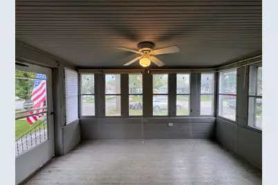 303 Davison Street, Joliet, IL 60433 - Photo 3