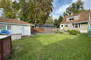 303 Davison St, Joliet, IL 60433 - Photo 21