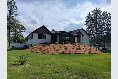 675 W Gilbert Road, Palatine, IL 60067 - Photo 3