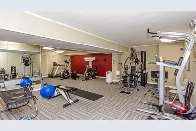 6833 N Kedzie Avenue #415, Chicago, IL 60645 - Photo 15