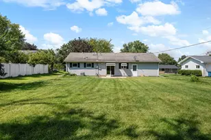 101 Riverview Dr, Albany, IL 61230 - Photo 27