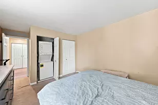 5950 Oakwood Dr, Lisle, IL 60532 - Photo 15