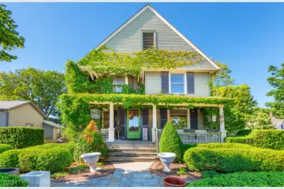 428 W State Street, Geneva, IL 60134 - Photo 1