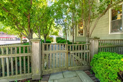 428 W State Street, Geneva, IL 60134 - Photo 13