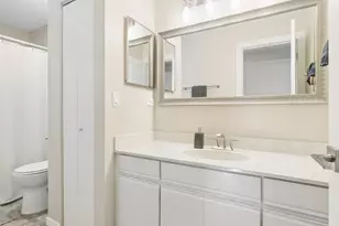 1024 N Knollwood Dr, Palatine, IL 60067 - Photo 17