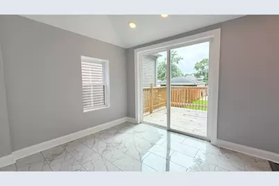 7918 S Anthony Avenue, Chicago, IL 60619 - Photo 7