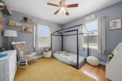 1402 E Evergreen Street, Wheaton, IL 60187 - Photo 15