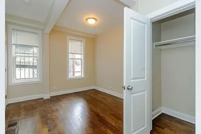 1334 W 18th Place, Chicago, IL 60608 - Photo 13