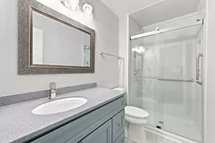 586 Williamsburg Ct, Wheeling, IL 60090 - Photo 17