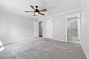 586 Williamsburg Ct, Wheeling, IL 60090 - Photo 15