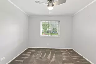 586 Williamsburg Ct, Wheeling, IL 60090 - Photo 19