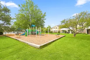 586 Williamsburg Ct, Wheeling, IL 60090 - Photo 25