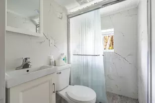 2249 S Hamlin Ave, Chicago, IL 60623 - Photo 9