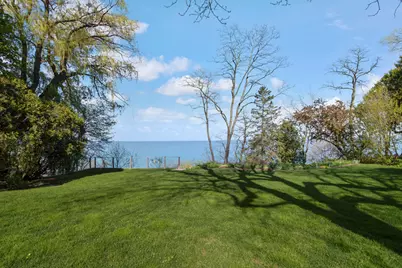 22 Lakeview Terrace, Highland Park, IL 60035 - Photo 3