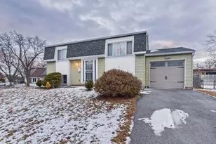 17681 Country Club Dr, Country Club Hills, IL 60478 - Photo 1
