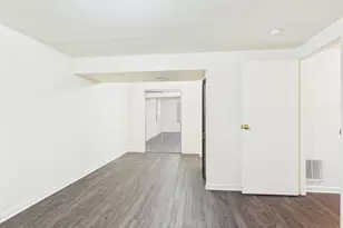 17681 Country Club Dr, Country Club Hills, IL 60478 - Photo 23