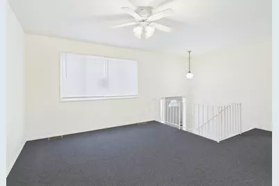 17681 Country Club Drive, Country Club Hills, IL 60478 - Photo 3