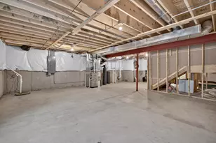 1307 Fawnlily Cir, Joliet, IL 60431 - Photo 29