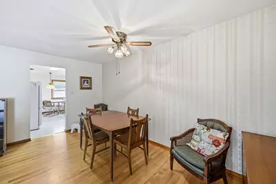9135 Cherry Avenue, Morton Grove, IL 60053 - Photo 7