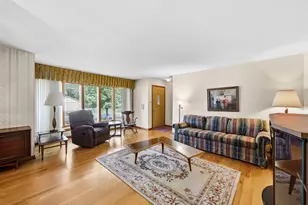 9135 Cherry Ave, Morton Grove, IL 60053 - Photo 3