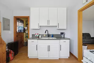 3536 Ernst St, Franklin Park, IL 60131 - Photo 9