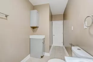 6723 S Chappel Ave, Chicago, IL 60649 - Photo 9