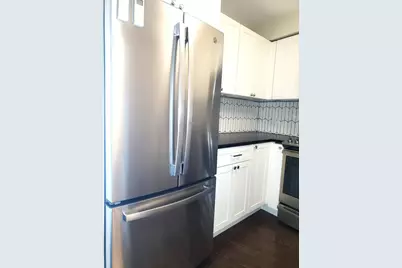 300 N State Street #4312, Chicago, IL 60654 - Photo 7