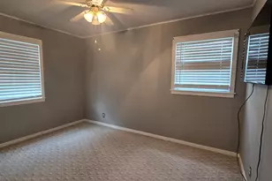 918 14th Ave, Fulton, IL 61252 - Photo 3