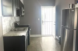 6 W 111th Pl, Chicago, IL 60628 - Photo 3