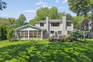 455 W Hawthorne Ct, Lake Bluff, IL 60044 - Photo 33