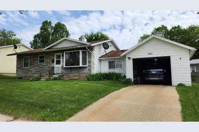 1251 W Staver Street, Freeport, IL 61032 - Photo 3