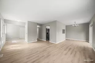 252 Pueblo Dr, Bolingbrook, IL 60440 - Photo 5