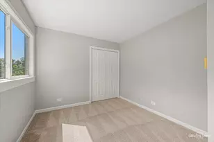 252 Pueblo Dr, Bolingbrook, IL 60440 - Photo 9