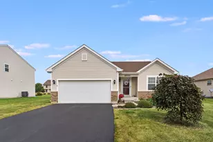 2010 Whitekirk Ln, Yorkville, IL 60560 - Photo 1