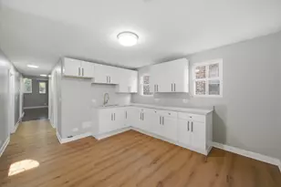 1656 S Troy St, Chicago, IL 60623 - Photo 23