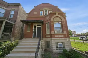 1656 S Troy St, Chicago, IL 60623 - Photo 3